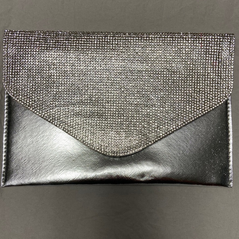 Silver night out elegant clutch